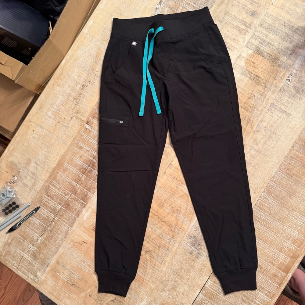 women's Charcoal Pride Tari Slim - Petite Jogger Scrub Pants - XXS - Petite